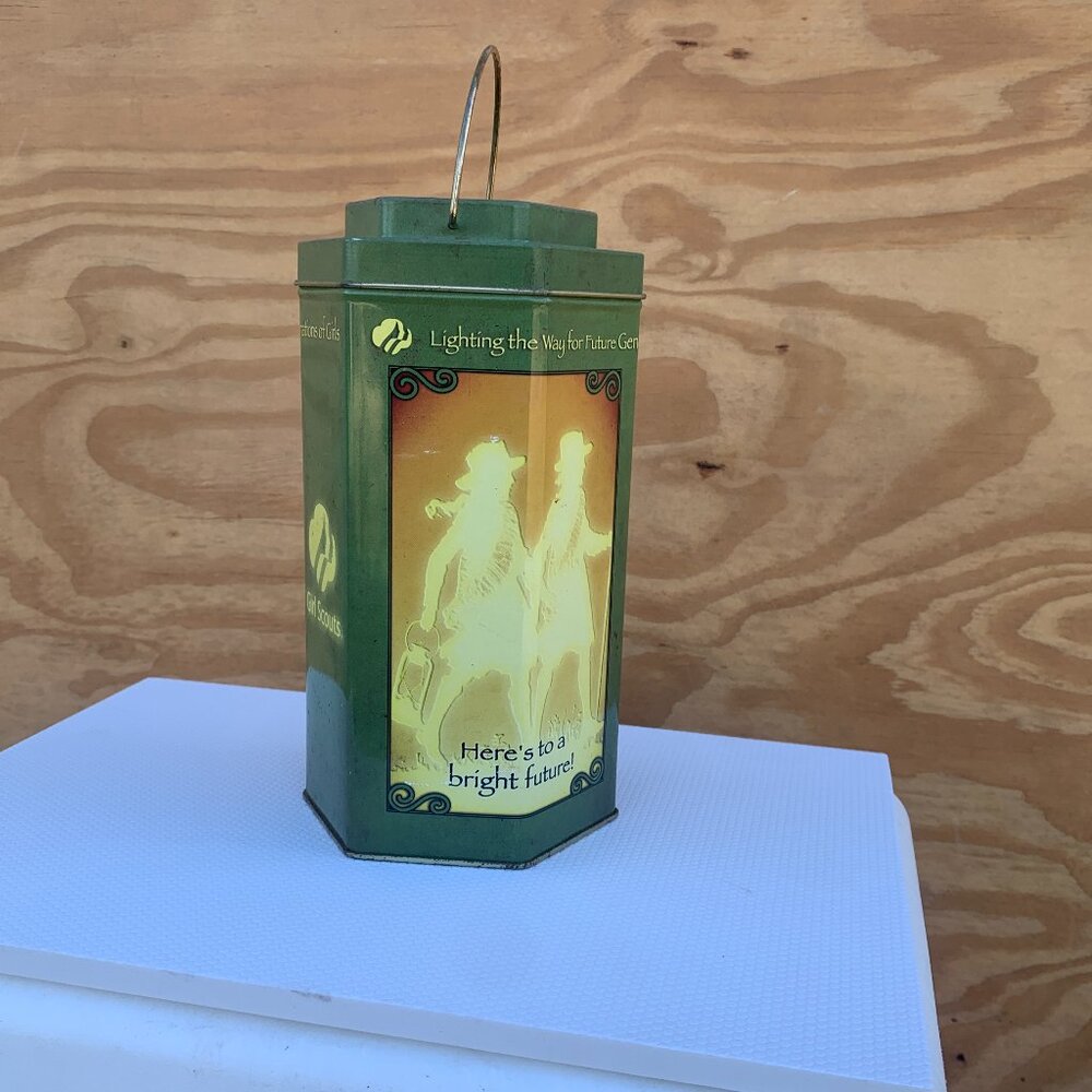 GIRL SCOUTS - 2012 "Lighting the Way for Future Generations" tin lantern can